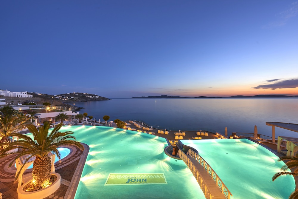 Saint John Hotel Villas & Spa