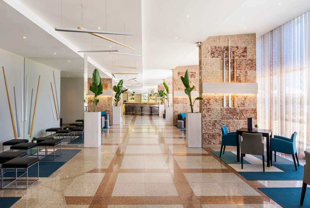 TRYP Lisboa Caparica Mar Hotel