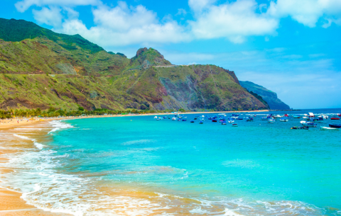 Vremea în Tenerife. Află totul despre zilele însorite și temperatura din Tenerife!